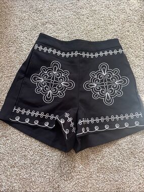 High-Waist Black Shorts with White Embroidered Accent